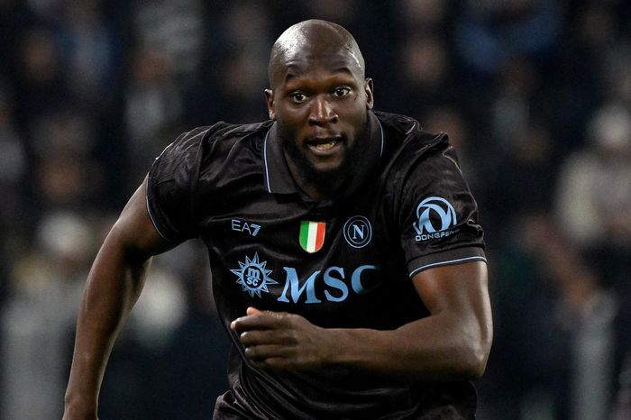Lukaku bị rao bán với giá khó tin