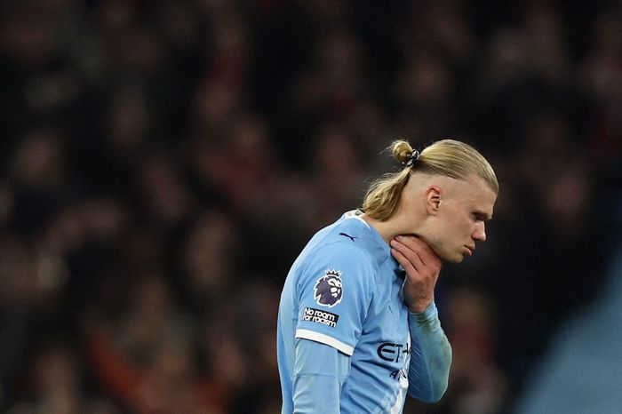 Man City chao đảo ở thời điểm then chốt