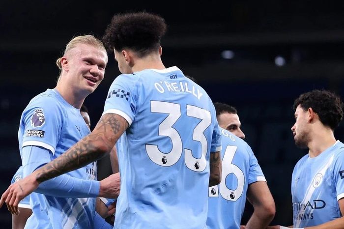 Man City lại khiến Arsenal thấp thỏm nỗi ám ảnh về nhì