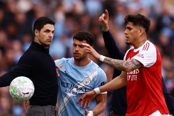 Man City toàn thắng vẫn có thể mất chức vô địch Ngoại hạng Anh vào tay Arsenal