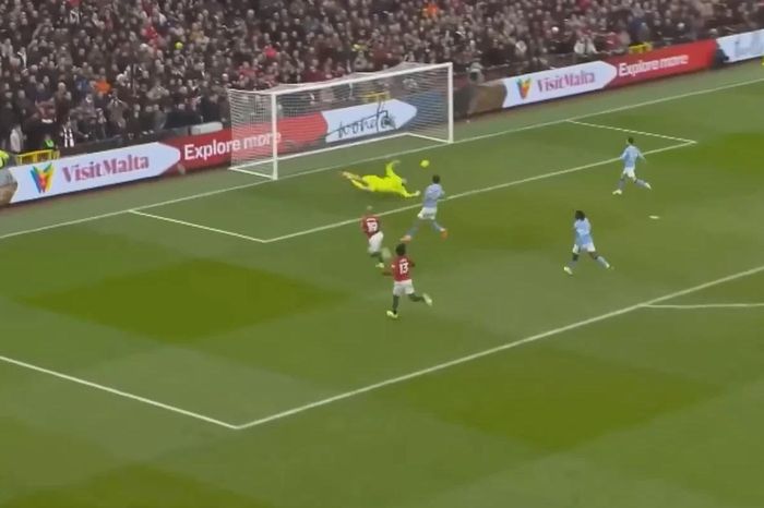 Man United đánh bại Man City trong trận ra mắt HLV Carrick