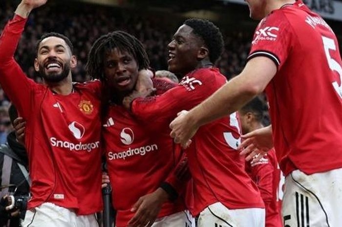 Man United ghi dấu ấn mạnh mẽ tại trận derby