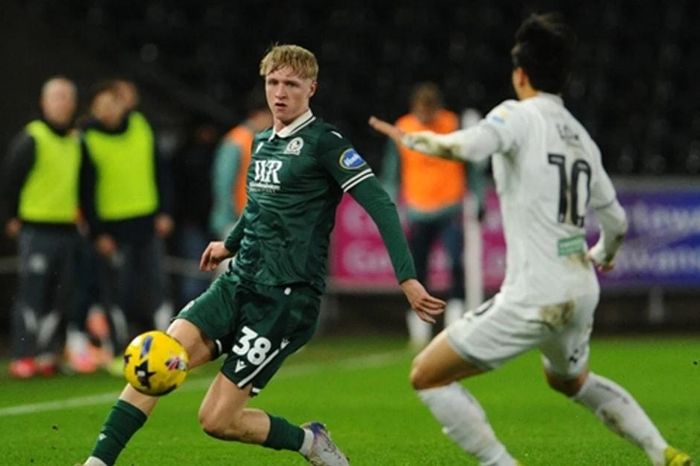 Man United quyết chiêu mộ Tom Atcheson: Bài học xương máu từ thương vụ Adam Wharton
