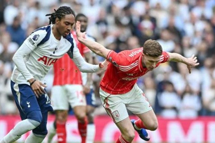 Man Utd khao khát Elliot Anderson: Cỗ máy tranh chấp hoàn hảo thay thế Casemiro