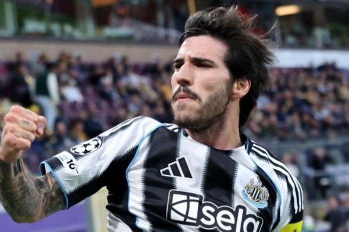 Man Utd nhắm Sandro Tonali giá 100 triệu bảng, Man City quan tâm Dewsbury-Hall