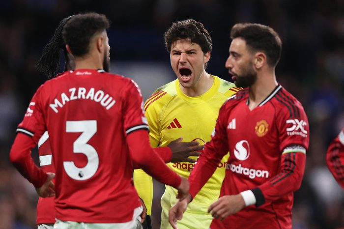 Manchester United có biết cách tận dụng thời cơ này?