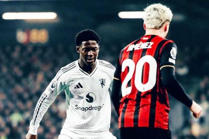 Manchester United đánh rơi điểm ở sân Vitality
