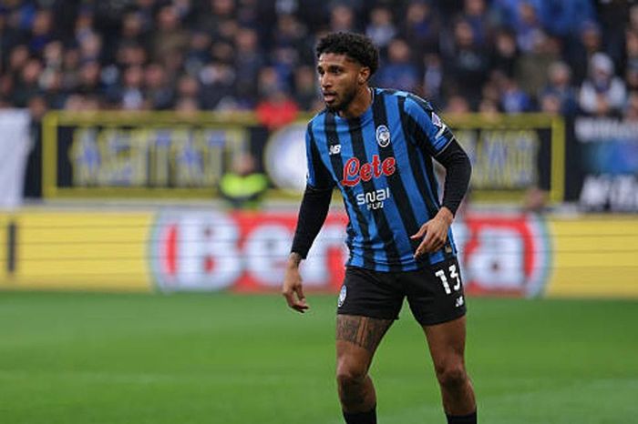 Manchester United lên kế hoạch dùng Joshua Zirkzee làm chìa khóa chiêu mộ Ederson