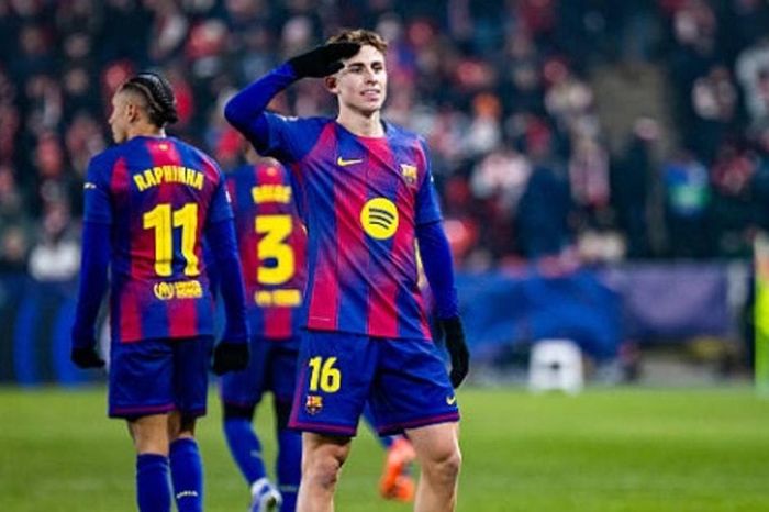 Manchester United nhắm Fermin Lopez giá 100 triệu euro thay thế Bruno Fernandes