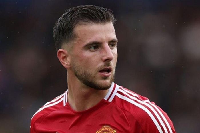 Manchester United thanh lý 5 trụ cột và Juventus nhắm Alisson Becker