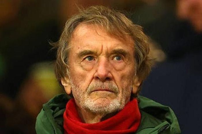 Manchester United trôi dạt: Khi ảo vọng 'Man City hóa' trở thành cơn ác mộng tại Old Trafford