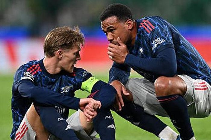 Martin Odegaard tái phát chấn thương: Đòn giáng mạnh vào tham vọng của Arsenal và Na Uy