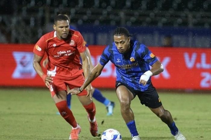 Matheus Felipe và nghịch lý trung vệ triệu đô tại Công an TP.HCM