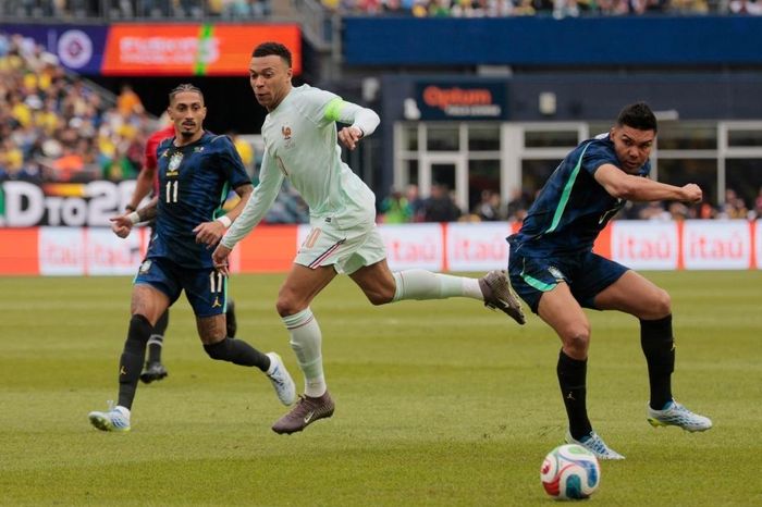Mbappe áp sát kỷ lục ghi bàn tuyển Pháp sau trận thắng Brazil