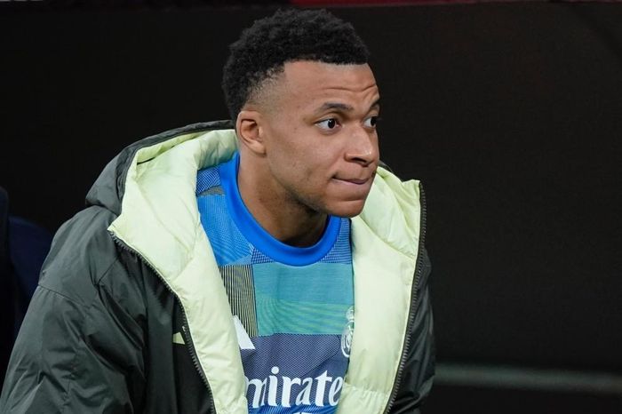 Mbappe đặt Real Madrid vào thế khó