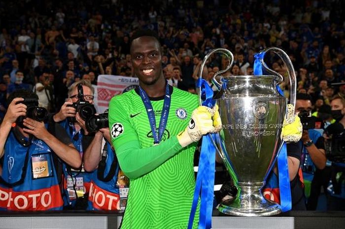 Mendy vô địch châu Phi, CĐV Chelsea tiếc nuối