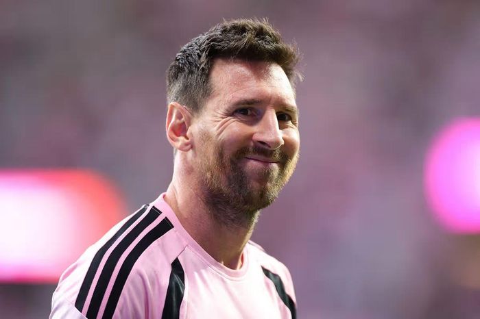 Messi thực hiện động thái gây sốc: UE Cornella là ai?