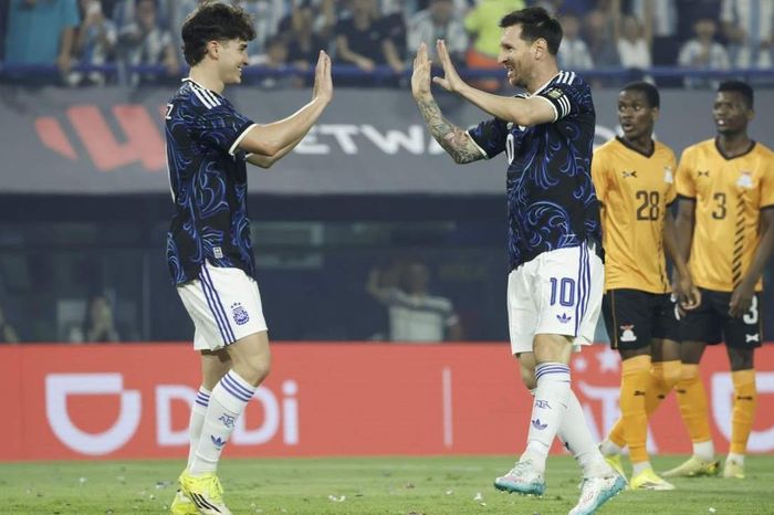 Messi tỏa sáng, Argentina thắng trận '5 sao'