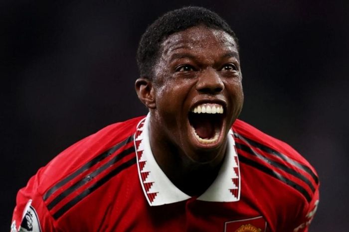 Michael Carrick định đoạt tương lai Tyrell Malacia tại Manchester United