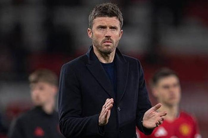 Michael Carrick giúp MU giành vé Champions League trị giá 100 triệu bảng, xây chắc ghế HLV