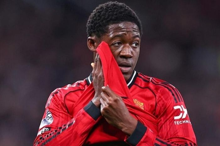 Michael Carrick hồi sinh Kobbie Mainoo: Bước ngoặt tương lai tại Manchester United