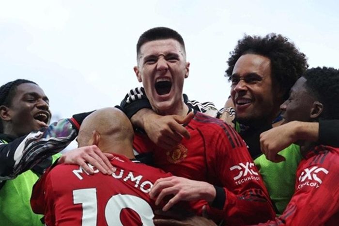 Michael Carrick và bài toán hàng công MU: Hy sinh Amad Diallo để kích hoạt 'sát thủ' Benjamin Sesko