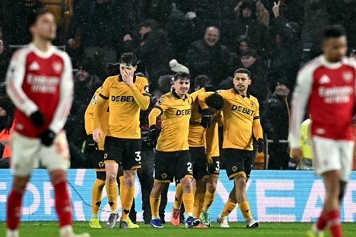 Mikel Arteta đối mặt áp lực từ chức nếu Arsenal tiếp tục trắng tay tại Ngoại hạng Anh