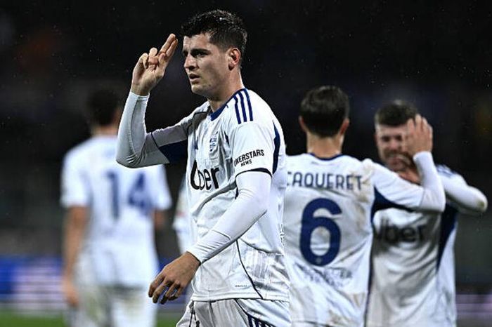 Morata lập công, Como ngược dòng thắng Fiorentina