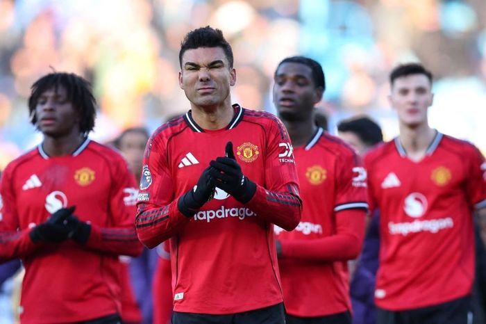 MU bất ngờ thông báo chia tay Casemiro