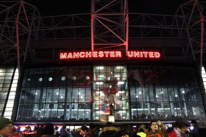MU có thể bán tên sân Old Trafford mới với giá kỷ lục