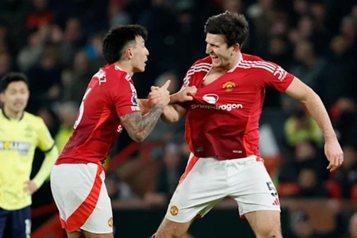 MU đấu Tottenham: Michael Carrick tin dùng bộ đôi Martinez - Maguire để khỏa lấp lỗ hổng De Ligt