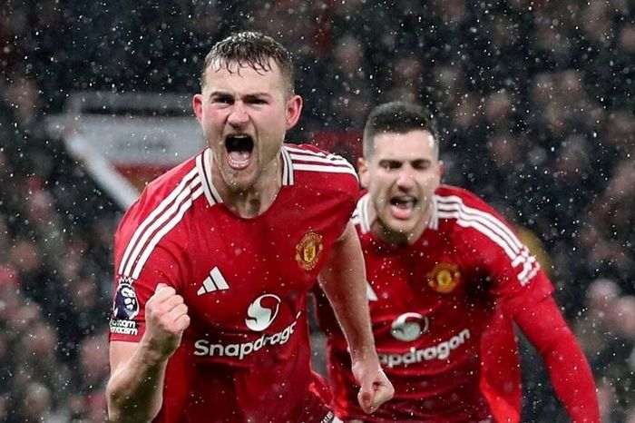 MU đưa ra quyết định hiếm thấy trong 30 năm