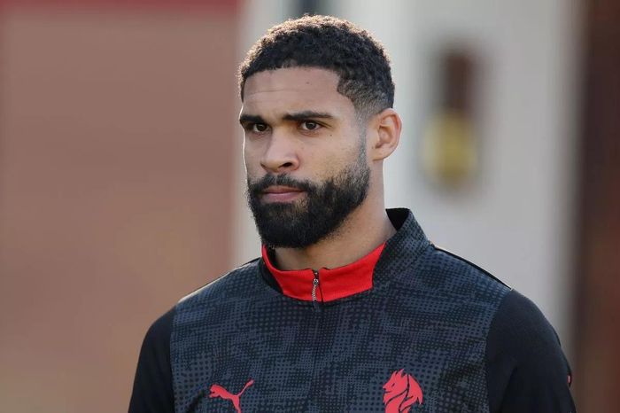 MU được trao cơ hội chiêu mộ một tiền vệ bí ẩn