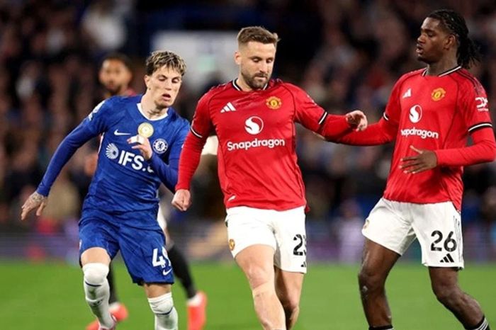 MU hạ Chelsea 1-0 tại Stamford Bridge: Bản lĩnh Luke Shaw và dấu ấn Michael Carrick