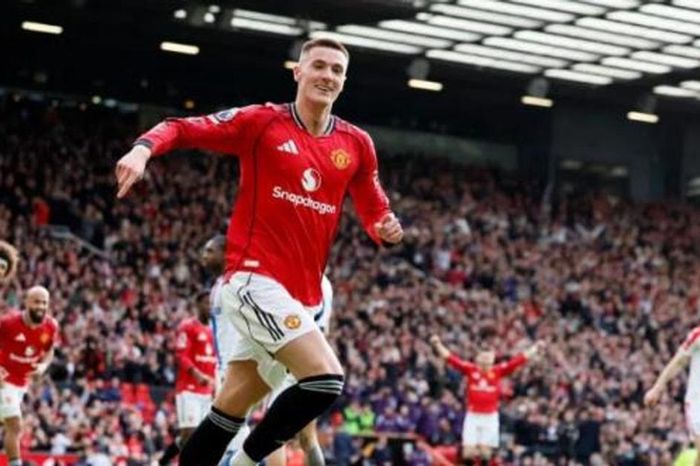 MU ngược dòng hạ Crystal Palace 2-1: Sesko và Bruno đưa Quỷ đỏ lên vị trí thứ 3