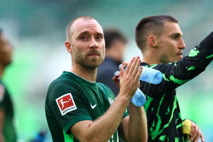 Mù quáng tin AI, Wolfsburg đối mặt thảm họa rớt hạng
