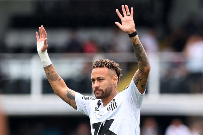 Neymar không cứu nổi Santos