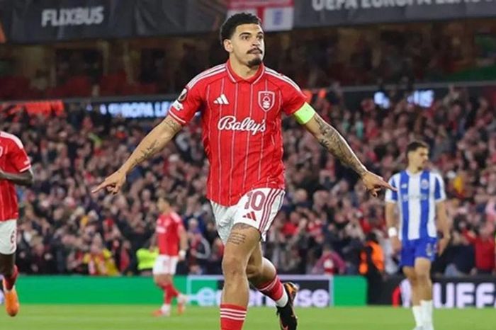 Nghịch lý Nottingham Forest: Giấc mơ Champions League giữa vực thẳm xuống hạng