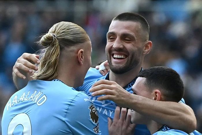 Ngoại hạng Anh bảo toàn 100% quân số, thể hiện sự thống trị tuyệt đối tại Cúp châu Âu