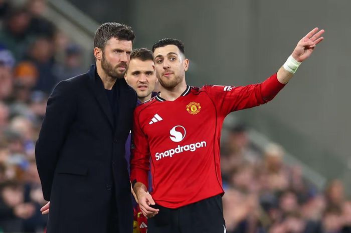 Ngôi sao của MU khẳng định không có sự khác biệt giữa Carrick và Amorim