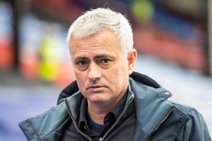 'Người đặc biệt' Mourinho sắp giải nghệ?