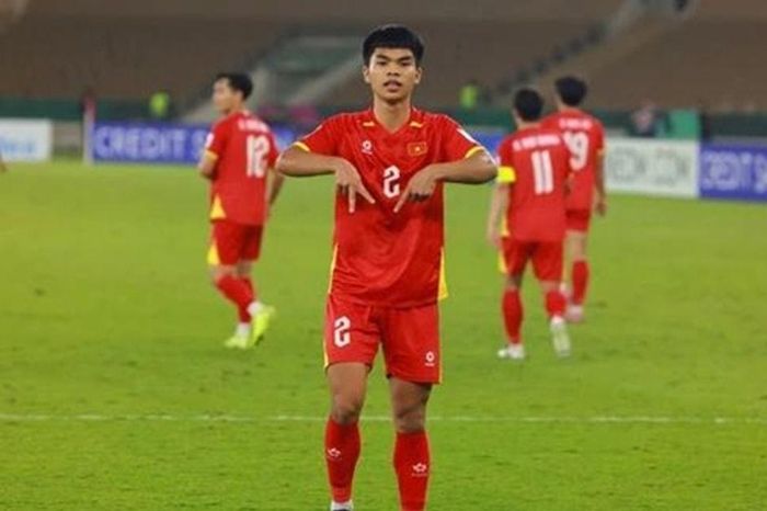 Nguyễn Lê Phát tỏa sáng giúp U23 Việt Nam hạ U23 UAE giành vé vào bán kết