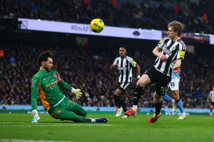 Nhận định Newcastle và Brentford (00h30 ngày 8/2), Ngoại hạng Anh 2025-2026