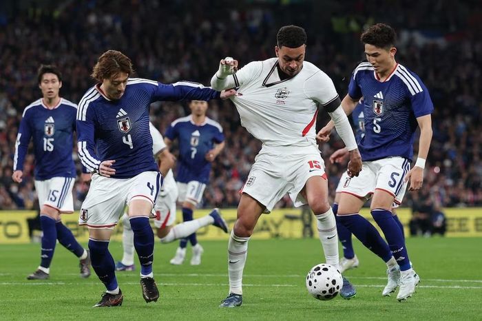 Nhật hạ tuyển Anh tại Wembley không còn là chuyện Cá tháng 4