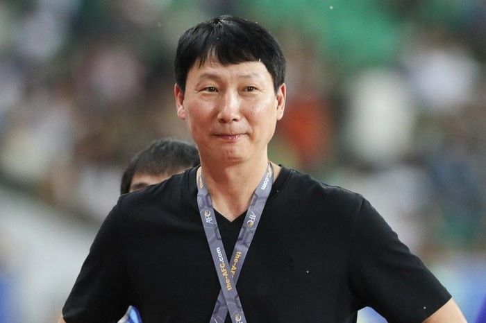 Nhiều điểm chung giữa Carrick và Kim Sang-sik