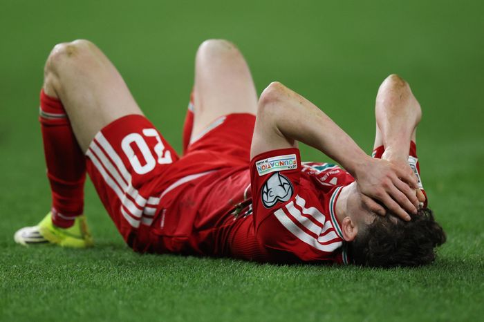 Những trận giao hữu 'buồn nhất' sau cú sốc World Cup