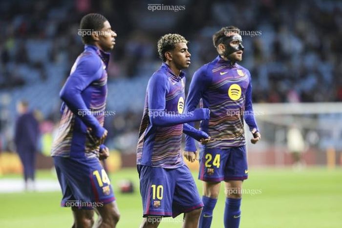 Nóng: Barca mua sao MU với giá rẻ bất ngờ