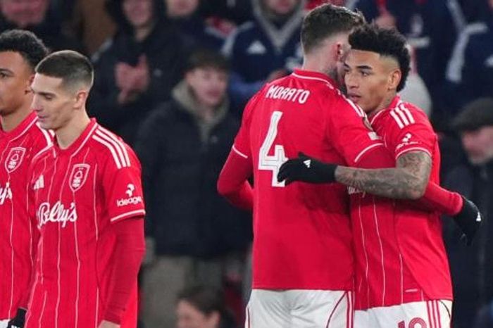 Nottingham Forest đối đầu Fenerbahce tại vòng play-off Europa League: Thử thách cực đại