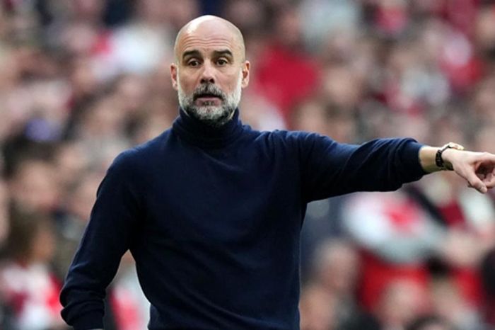 Pep Guardiola cảnh báo Man City sau thất bại của Arsenal: Phải thắng Chelsea bằng mọi giá