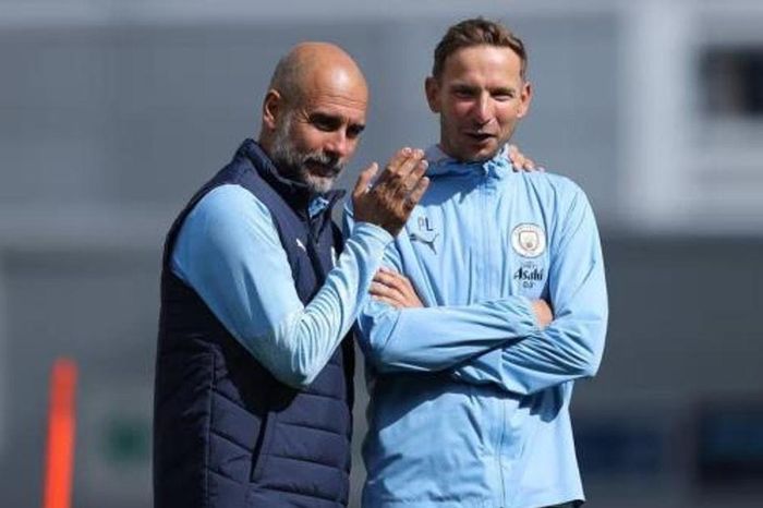 Pep Lijnders: 'Cánh tay phải' giải phóng bộ não thiên tài của Guardiola tại Man City